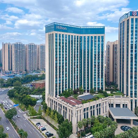 ดับเบิลทรี บาย ฮิลตัน เฉิงตู - หลงกวนอี้ Hotel ภายนอก รูปภาพ