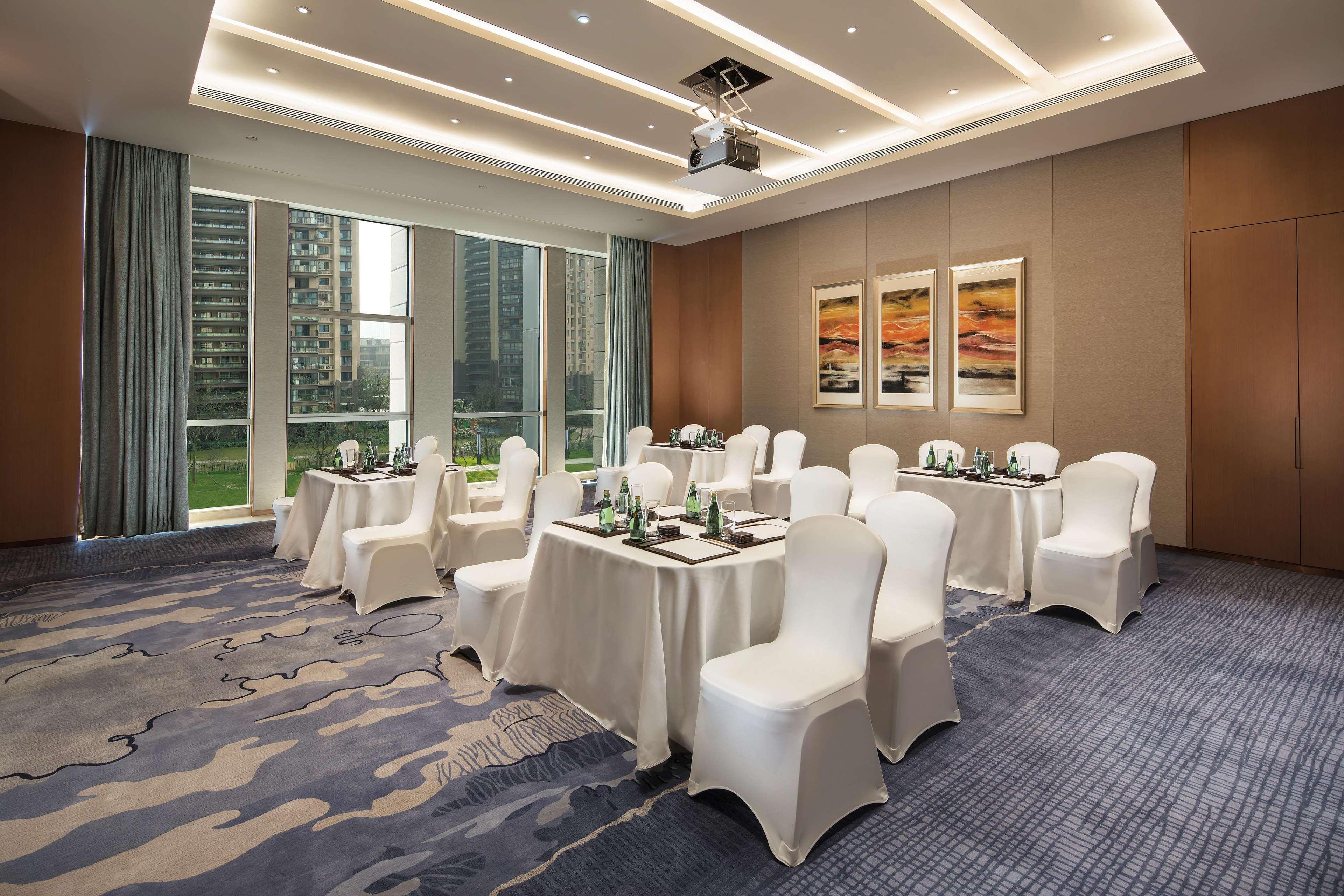 ดับเบิลทรี บาย ฮิลตัน เฉิงตู - หลงกวนอี้ Hotel ภายนอก รูปภาพ