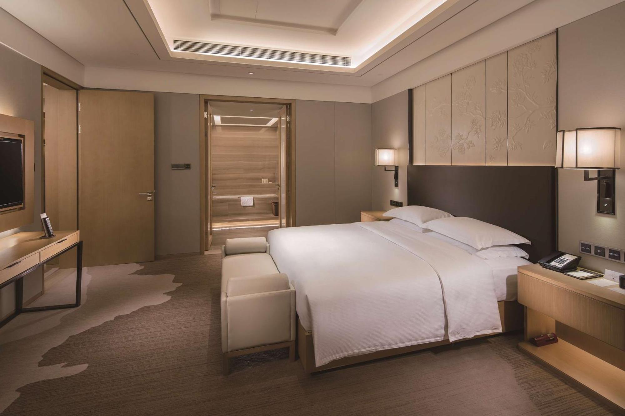 ดับเบิลทรี บาย ฮิลตัน เฉิงตู - หลงกวนอี้ Hotel ภายนอก รูปภาพ