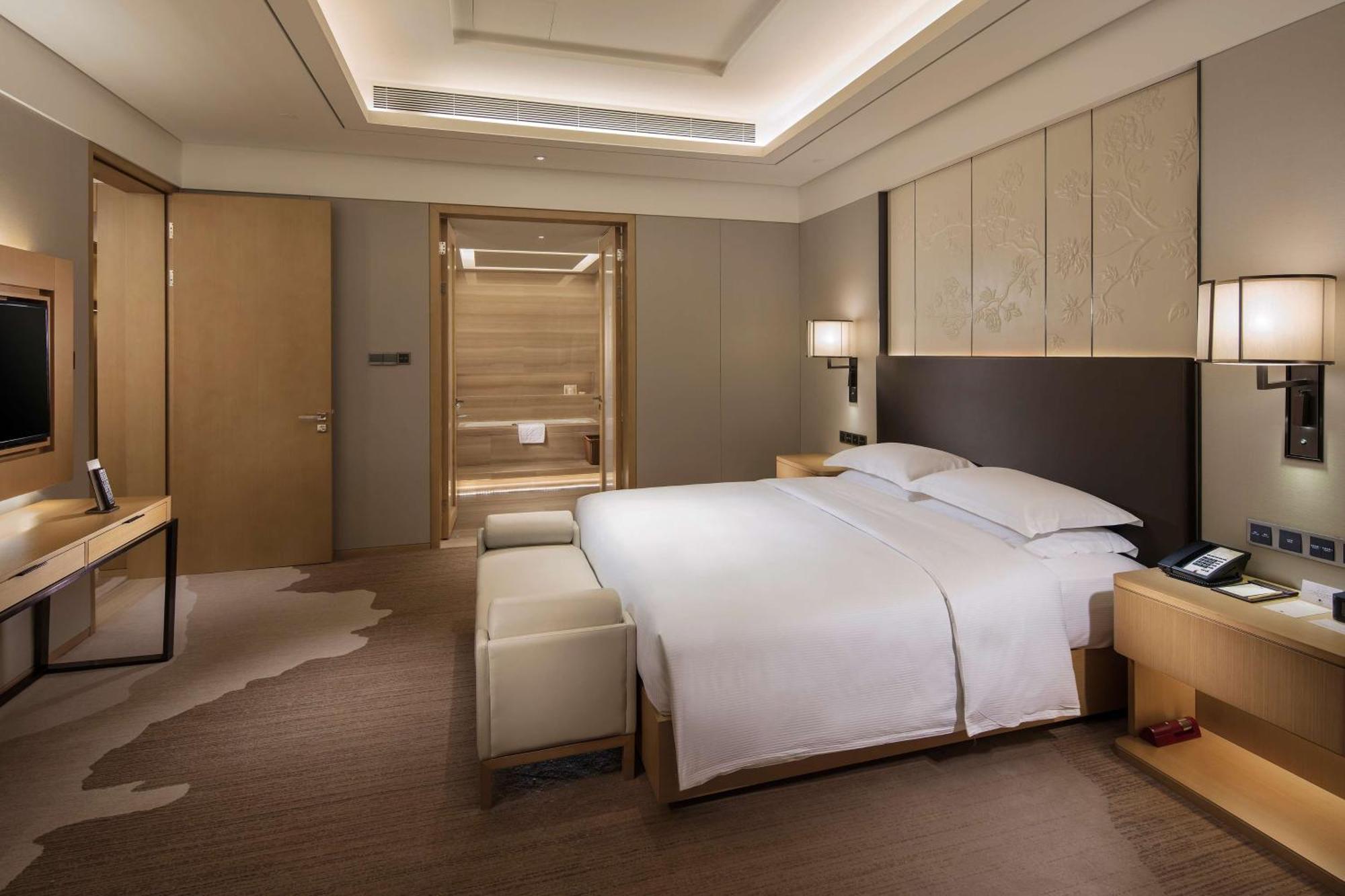 ดับเบิลทรี บาย ฮิลตัน เฉิงตู - หลงกวนอี้ Hotel ภายนอก รูปภาพ